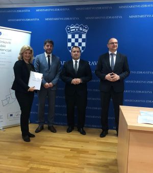 Svečano potpisan ugovor između DZZ-Centar i Ministarstva zdravstva za projekat PROMLOM – „Osnaživanje liječnika obiteljske medicine za promicanje zdravlja u svakodnevnom radu“
